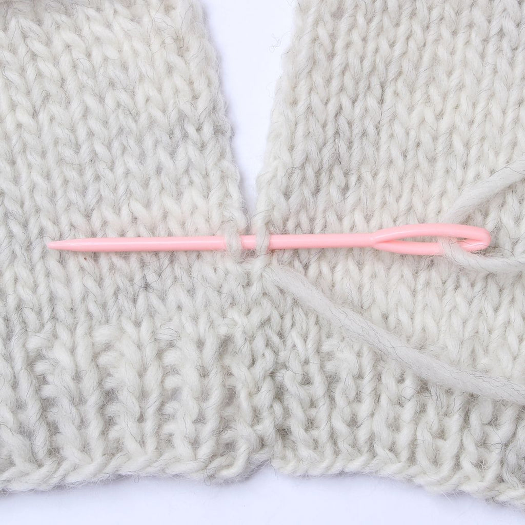 Wool Needles/Tapestry in Plastic