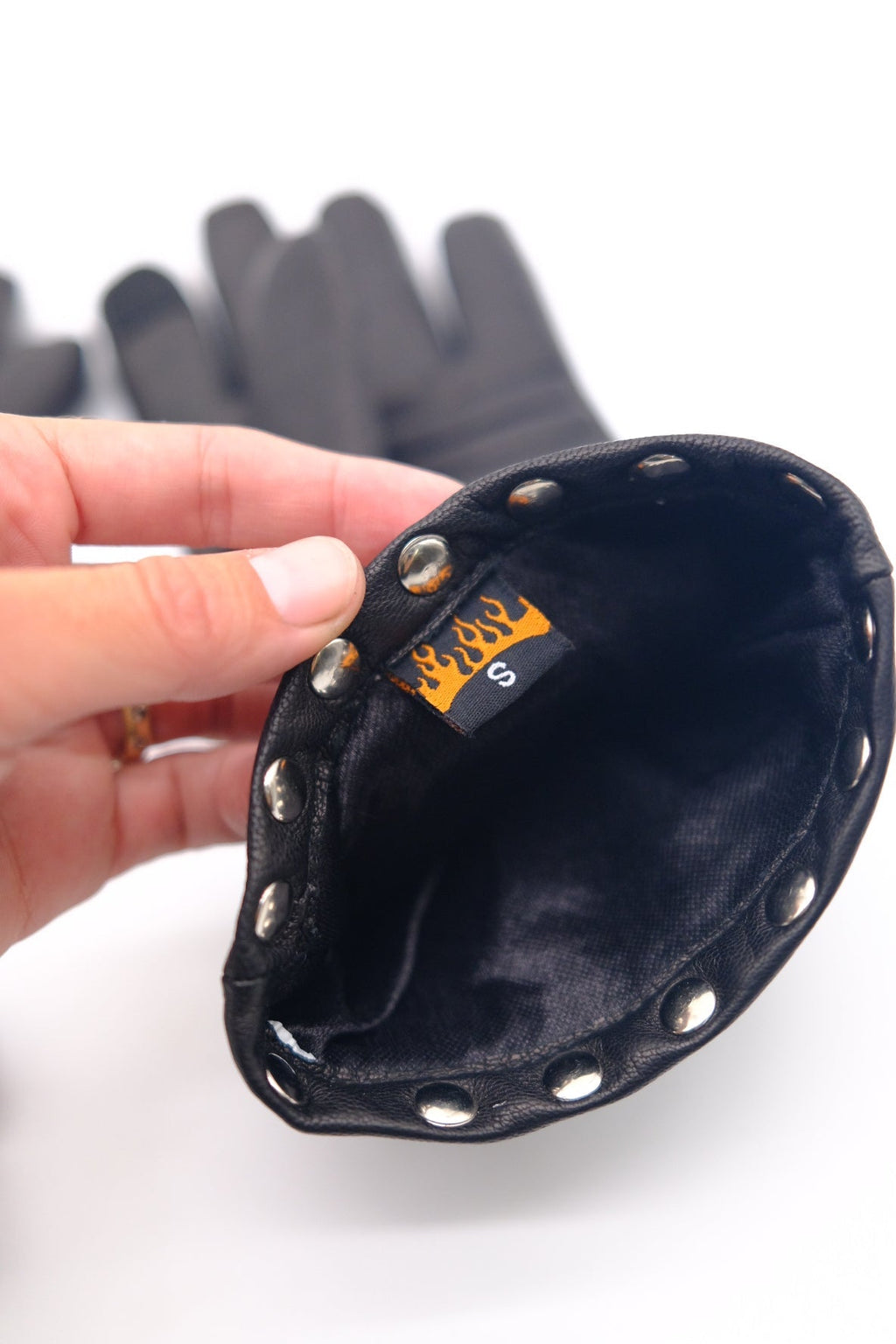 Axel Co Cold Weather Gauntlet Chain Gloves