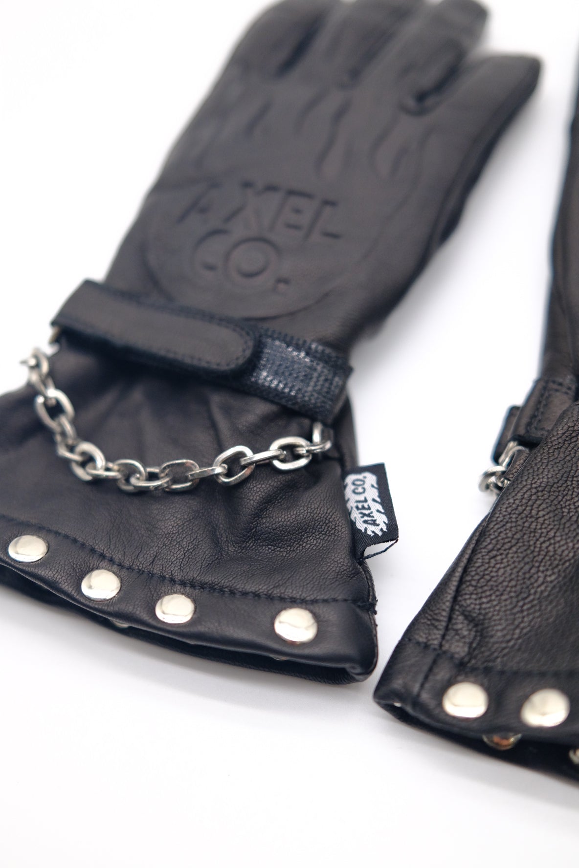 Axel Co Cold Weather Gauntlet Chain Gloves