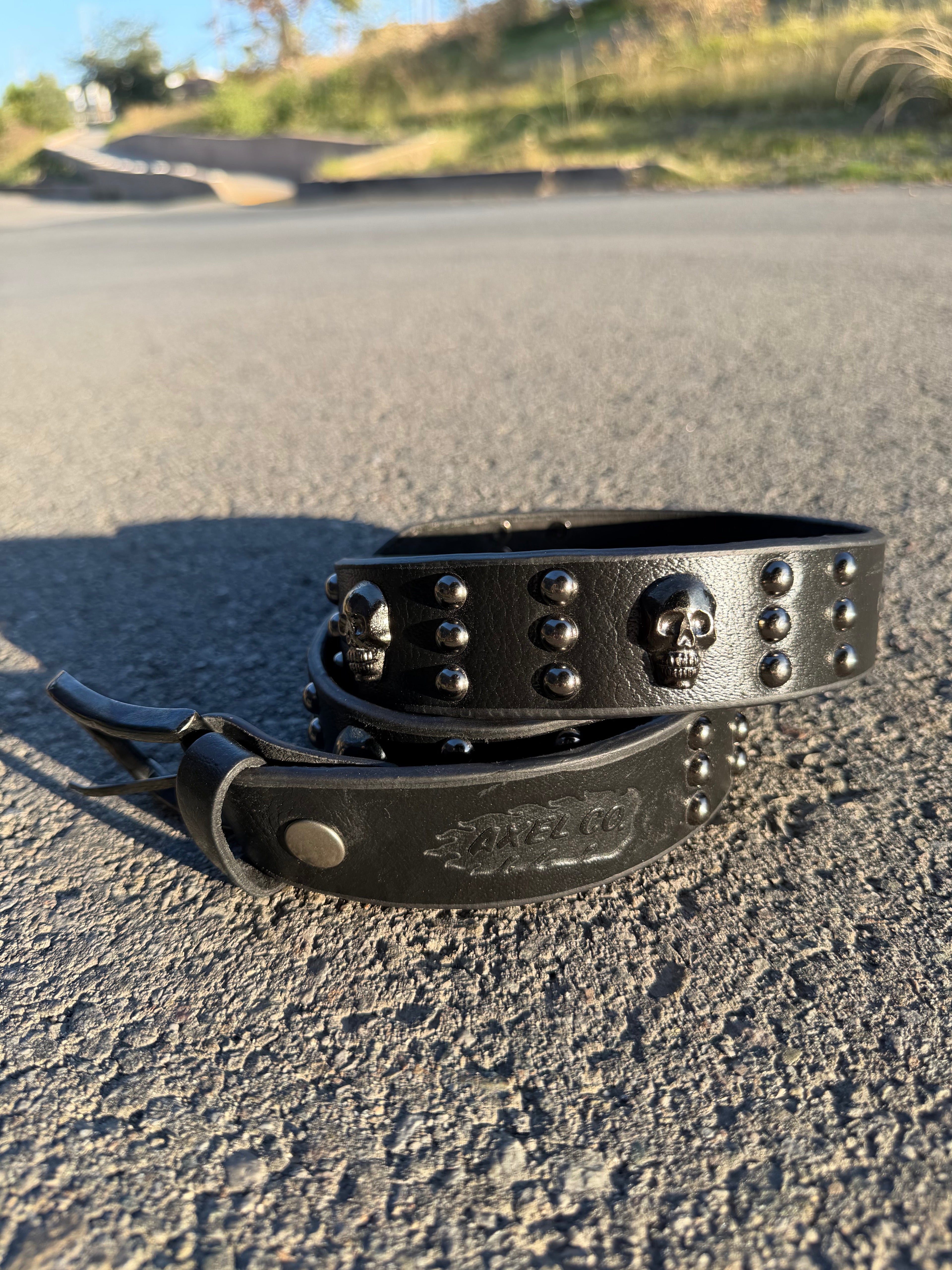 SKULL STUDDED LEATHER BELT
