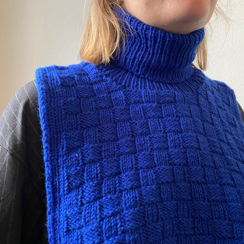Easy Square Neck