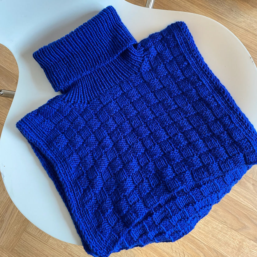Easy Square Neck
